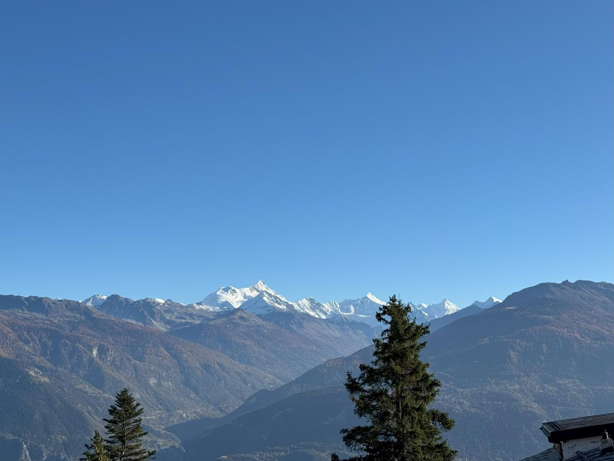 Crans Montana Suites Extérieur photo